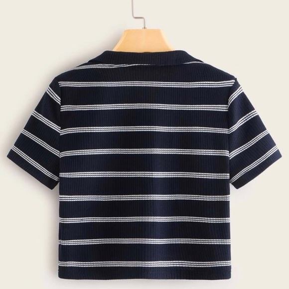 Collared V-neck Rib-knit Striped Tee - Picture 2 of 2